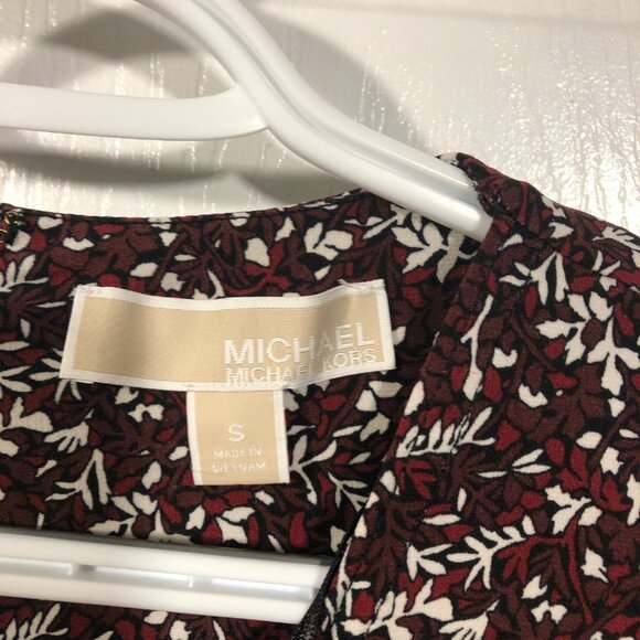 Michael Kors maroon flowery print dress, back zip, V-neck, S - Picture 4 of 7